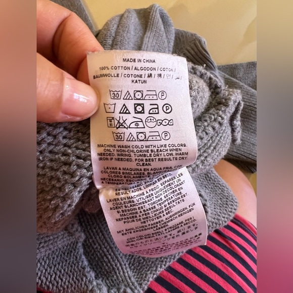 Guess Est 1981 Reg Gray knit sweater turtleneck zip up neck cute warm knit XS - Picture 12 of 16